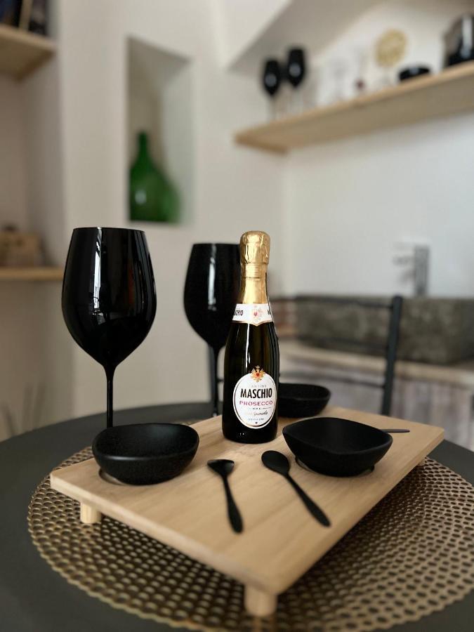 Euphoria Luxury Room 오스투니 외부 사진