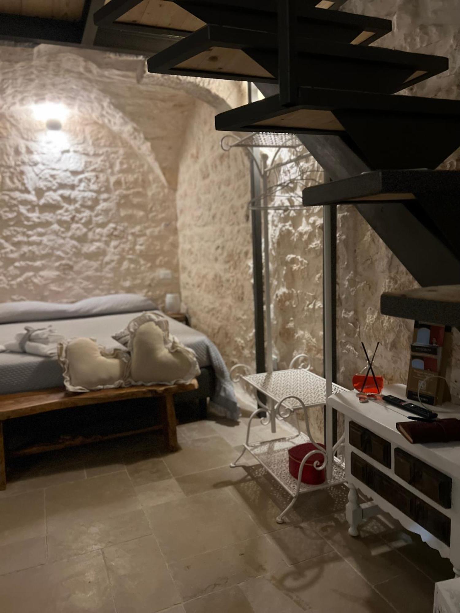 Euphoria Luxury Room 오스투니 외부 사진